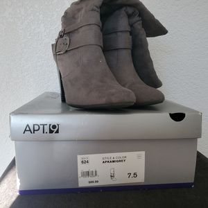Women's APT boots